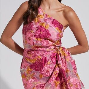 BRAILEY MINI DRESS - ONE SHOULDER WRAP FRONT DRESS IN PINK JACQUARD